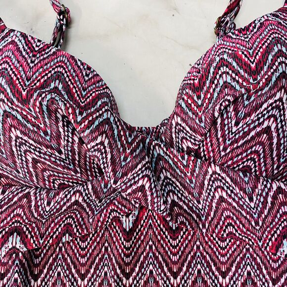 Island Escape Gemini Chevron Tankini Top Underwire PushUp Size 6 New Maroon Teal - Picture 3 of 6